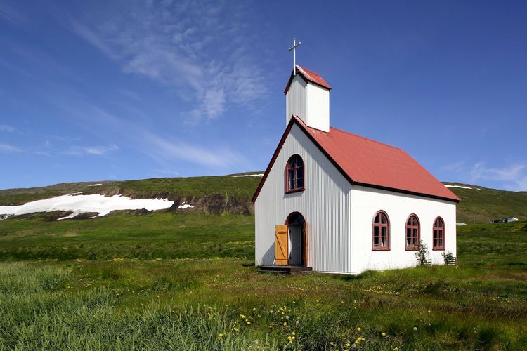 Unaðsdalskirkja